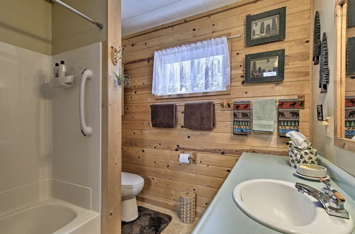 Photo 15 - Cozy Cabin on 10 Acres, Walk to Chippewa River