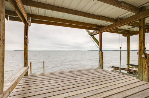 Foto 7 - Lakefront Livingston Vacation Rental w/ Boat Dock
