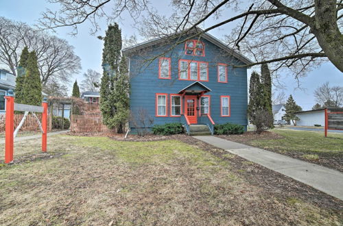 Photo 21 - One-of-a-kind Rustic Retreat in Dtwn Sturgeon Bay