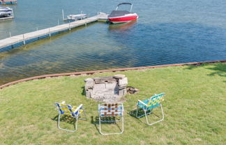 Foto 2 - Bayfront Red Creek Vacation Rental w/ Boat Dock
