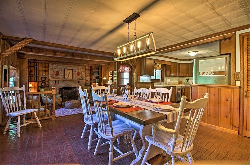 Foto 33 - Schroon Lake Farmhouse With Historic Charm