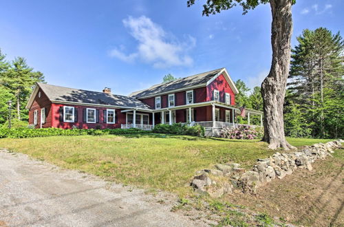 Foto 5 - Schroon Lake Farmhouse With Historic Charm