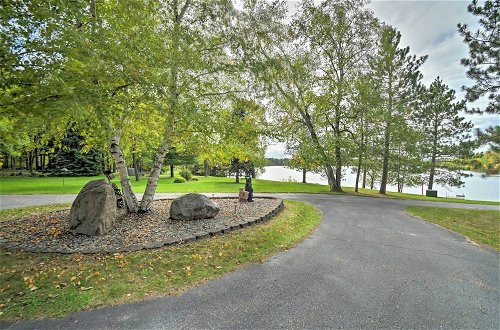 Foto 9 - Spacious Lakefront Home w/ Patio & Boat Dock