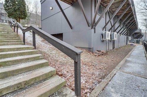 Photo 38 - Stylish Tannersville Townhome w/ Private Deck