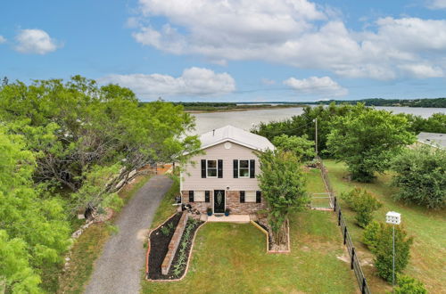 Photo 35 - Texas Vacation Rental w/ Lake Granbury Views