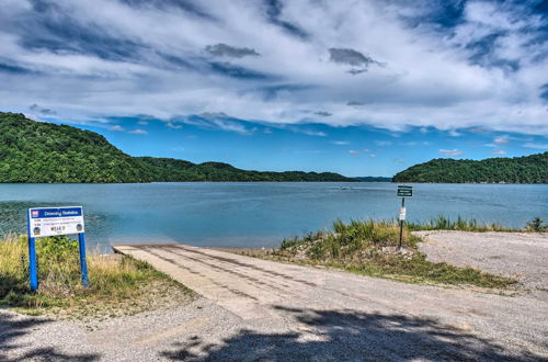 Photo 4 - Cottage w/ Deck & Yard: 2 Mi to Dale Hollow Lake