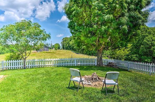 Photo 31 - Cottage w/ Deck & Yard: 2 Mi to Dale Hollow Lake