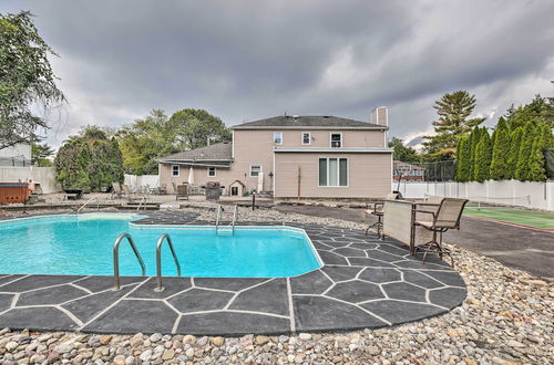 Photo 28 - Jersey Home w/ Private In-ground Pool & Hot Tub