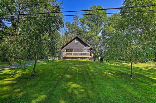 Photo 21 - Modern East Stroudsburg Getaway With Gas Grill