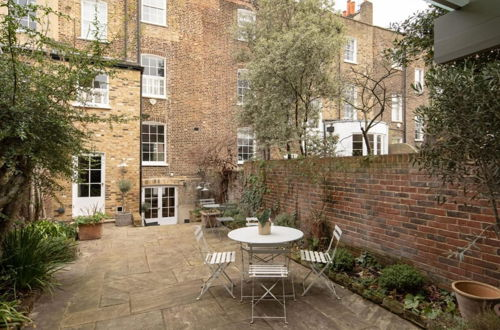 Photo 32 - The Southwark Arms - Glamorous 5bdr House With Garden