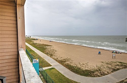 Photo 7 - Beachfront Corpus Christi Condo w/ Deck & Views