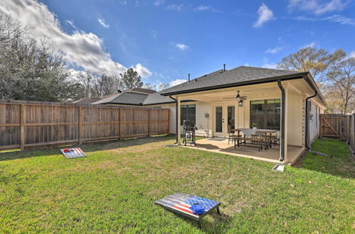 Foto 15 - Well-appointed Montgomery Home w/ Fenced Yard