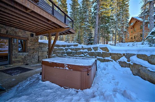 Photo 5 - Custom Ski-in/out Chalet With Hot Tub & Wet Bars