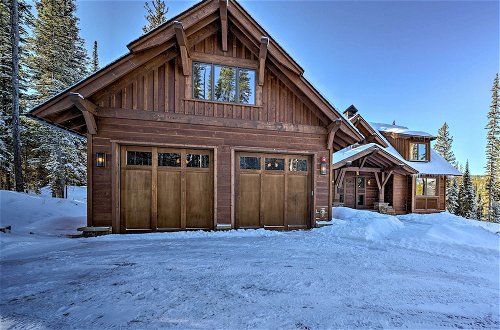 Photo 9 - Custom Ski-in/out Chalet With Hot Tub & Wet Bars