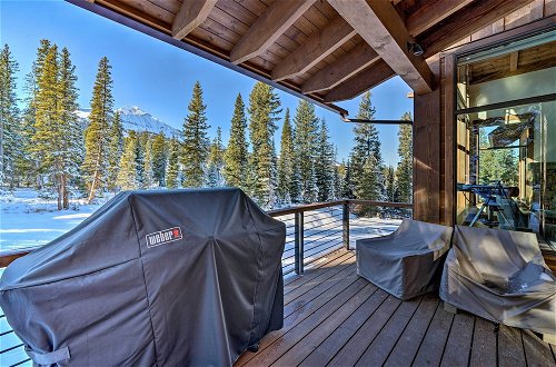 Photo 2 - Custom Ski-in/out Chalet With Hot Tub & Wet Bars