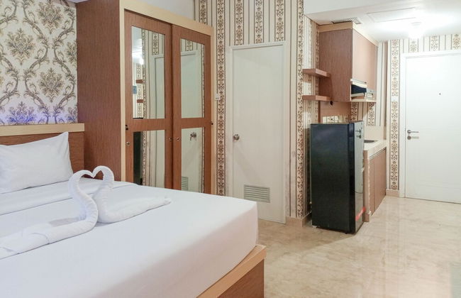 Minimalist And Comfort Studio Podomoro City Deli Medan Apartment - Foto 3