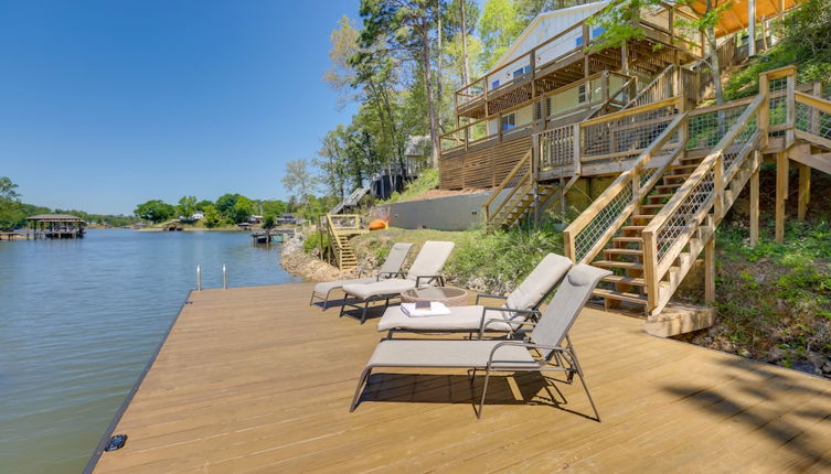 Photo 1 - Waterfront Vacation Home on Logan Martin Lake