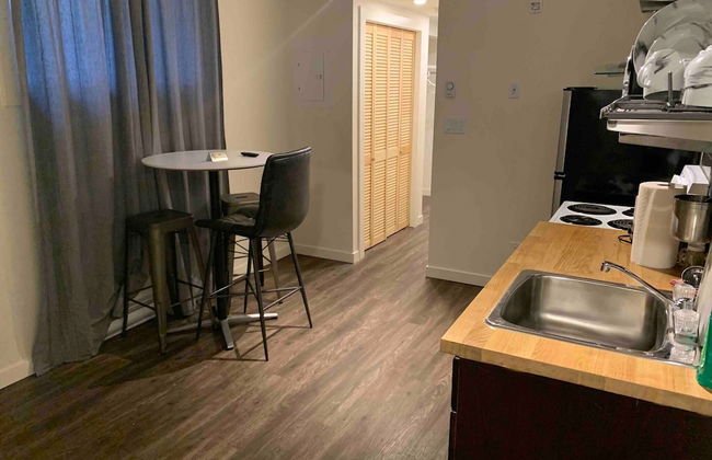 Brand New Dt 1 Br Close To All Edmonton, Canada - Foto 6
