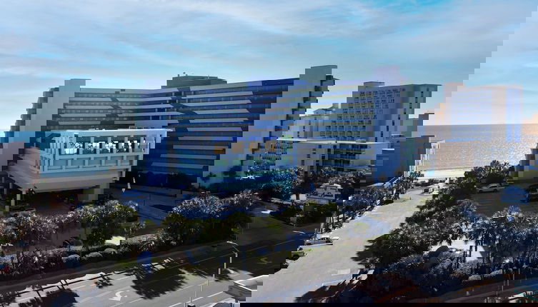 Foto 1 - Coral Beach Resort by Beach Vacations