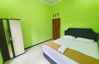 Foto 3 - Tentrem Homestay by FH Stay