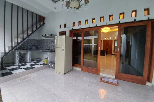 Photo 7 - Tentrem Homestay by FH Stay