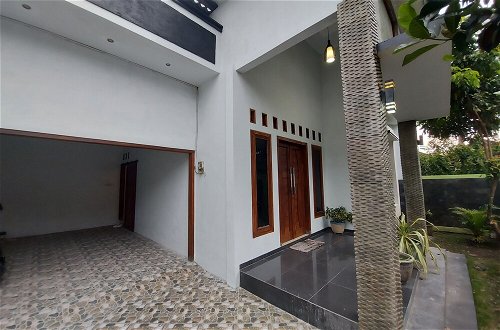 Photo 12 - Tentrem Homestay by FH Stay