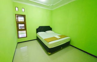 Foto 2 - Tentrem Homestay by FH Stay