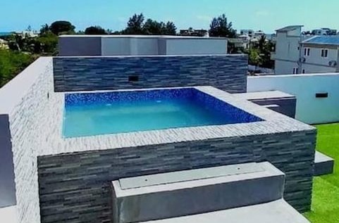 Foto 17 - Rooftop Garden Jacuzzi Luxury Villa