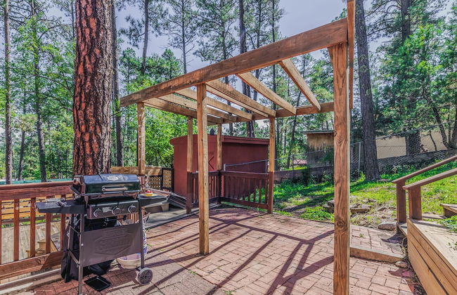 Midtown Lodge - Photo 33