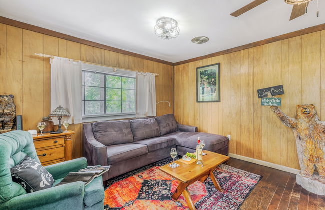 Midtown Lodge - Photo 7