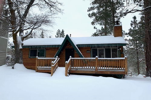 Photo 17 - Moonridge Cozy Cabin