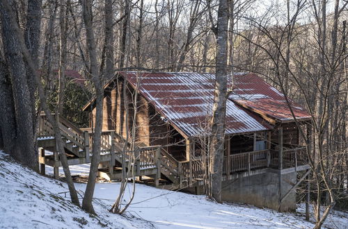 Photo 22 - Red Feather Cabins 300