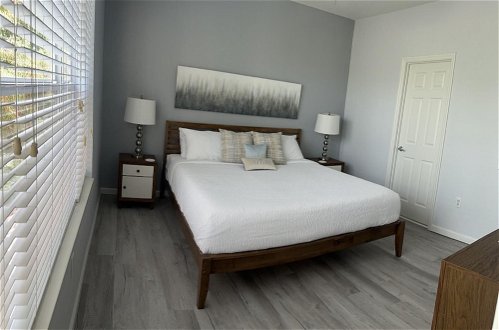 Photo 10 - New 2 bed Townhome Serenity at Your Vista Cay Near all Theme Parks and Convention Center