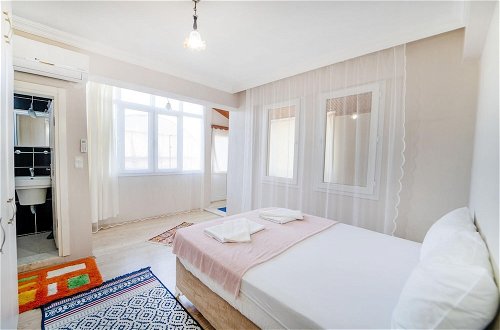 Photo 10 - Comfortable and Stylish Apartment in Fethiye