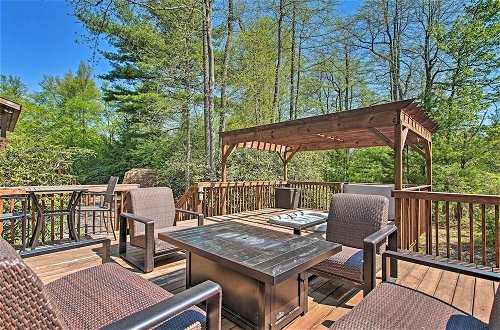 Photo 5 - Deluxe Family Cabin With Game Room and Fire Pit
