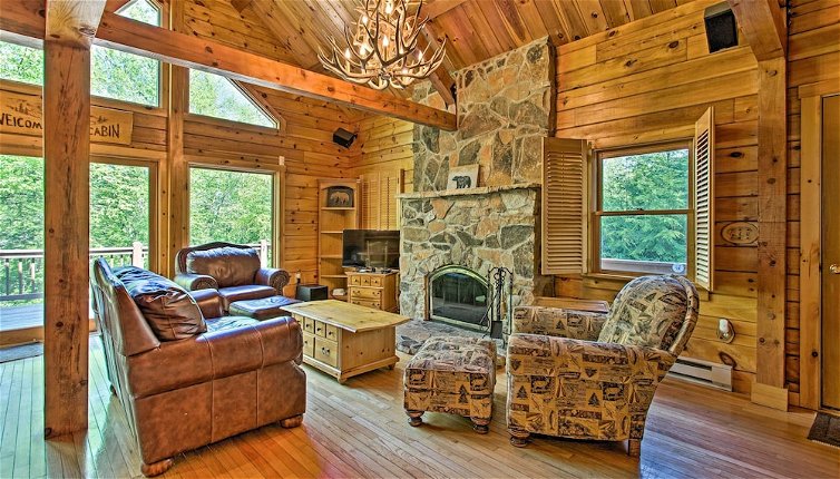 Photo 1 - Deluxe Family Cabin With Game Room and Fire Pit