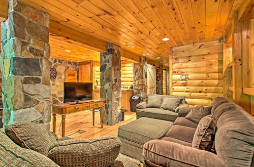 Photo 21 - Deluxe Family Cabin With Game Room and Fire Pit