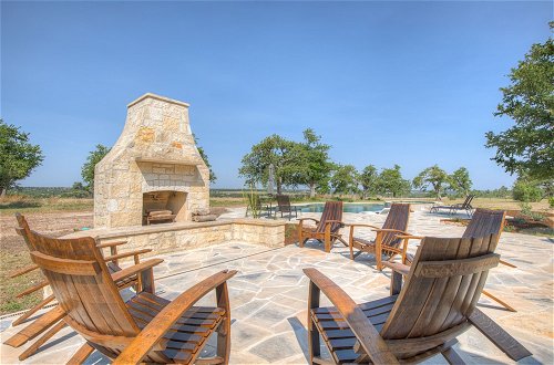 Photo 43 - Luxury Ranch With Pool-hot Tub-firepit Near Fred