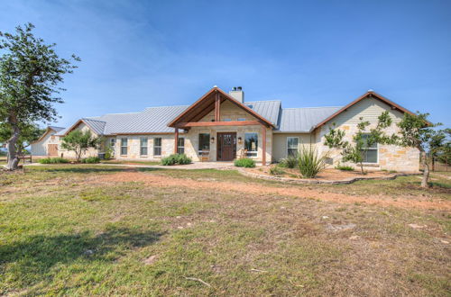 Photo 48 - Luxury Ranch With Pool-hot Tub-firepit Near Fred