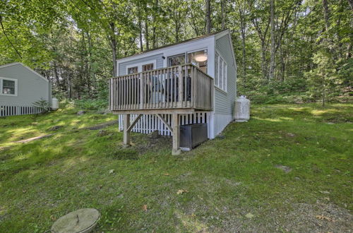 Photo 10 - Lush Edgecomb Studio Cottage w/ Fire Table