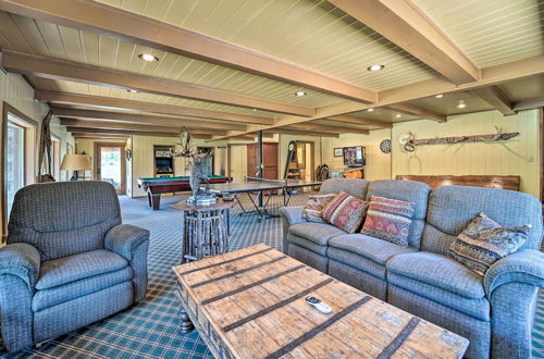 Foto 27 - Expansive Ranch w/ Views, Hot Tub & Game Room