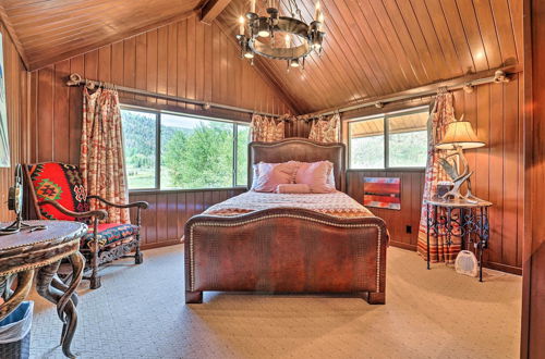 Photo 4 - Expansive Ranch w/ Views, Hot Tub & Game Room