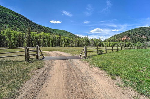 Foto 35 - Expansive Ranch w/ Views, Hot Tub & Game Room