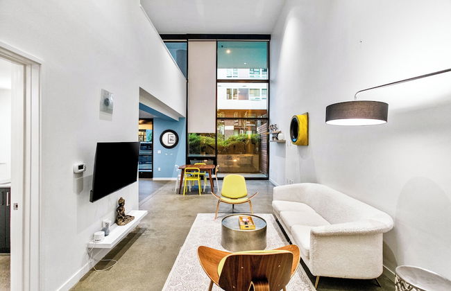 Posh Lofty Pad in Central Redmond - Foto 6