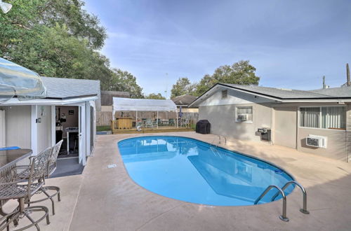 Photo 13 - Fern Park Pool House w/ Private Patio & Fire Pit