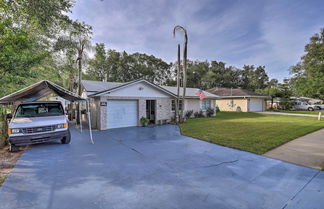 Photo 3 - Fern Park Pool House w/ Private Patio & Fire Pit