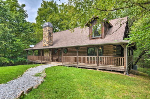 Photo 1 - Secluded Northwest Arkansas Cabin: Fire Pit & Deck