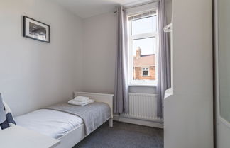 Photo 3 - Lily Apartment 2-remarkable 2 Bed Bedlington