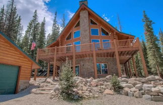 Foto 1 - Mountain Gem Lodge 3 Acres Hot Tub Luxurious Pet Friendly Garage