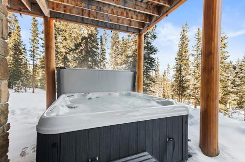 Photo 34 - Mountain Gem Lodge 3 Acres Hot Tub Luxurious Pet Friendly Garage